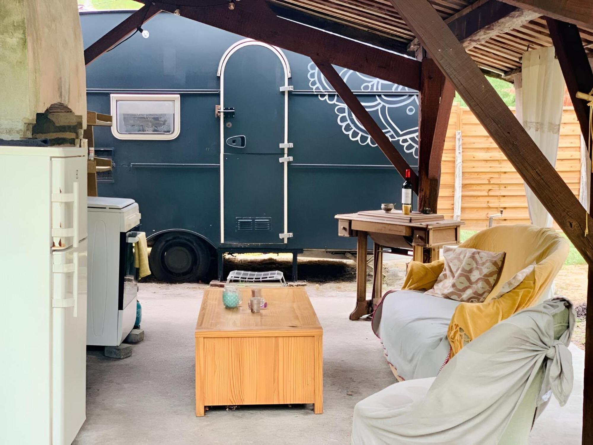Into The Wild - Nos 5 Logements "Atypiques" Belin-Beliet Room photo